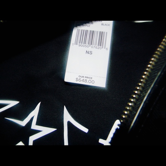 BRAND NEW MK JET SET DUFFLE - Picture 2 of 2